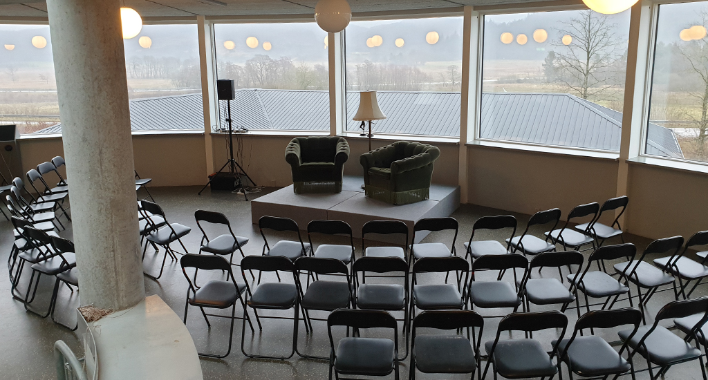 KB_lokale_panoramasal_talkshow3